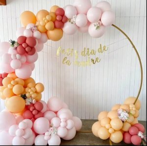 balloon garland styling set-up